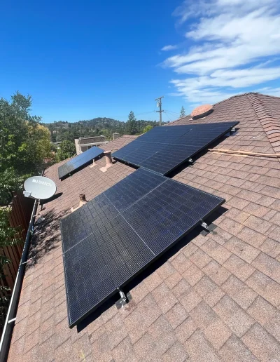 California Solar Care residential solar panel cleaning services for improved efficiency and savings.